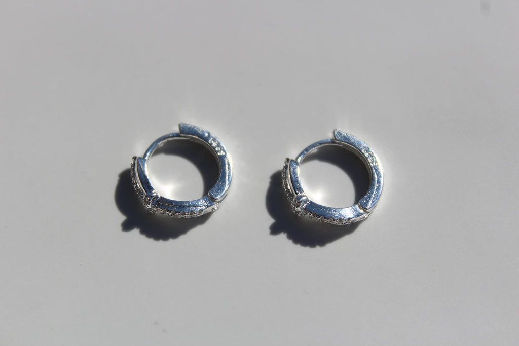 Ney Knot Twist Hoops