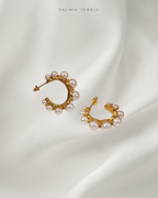 Vinia Classic-C Pearl Earrings