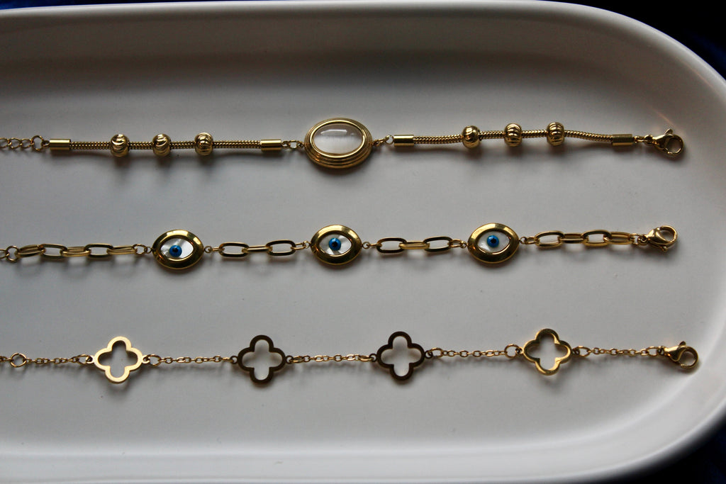 Retro Gaze Devils Eye Bracelet