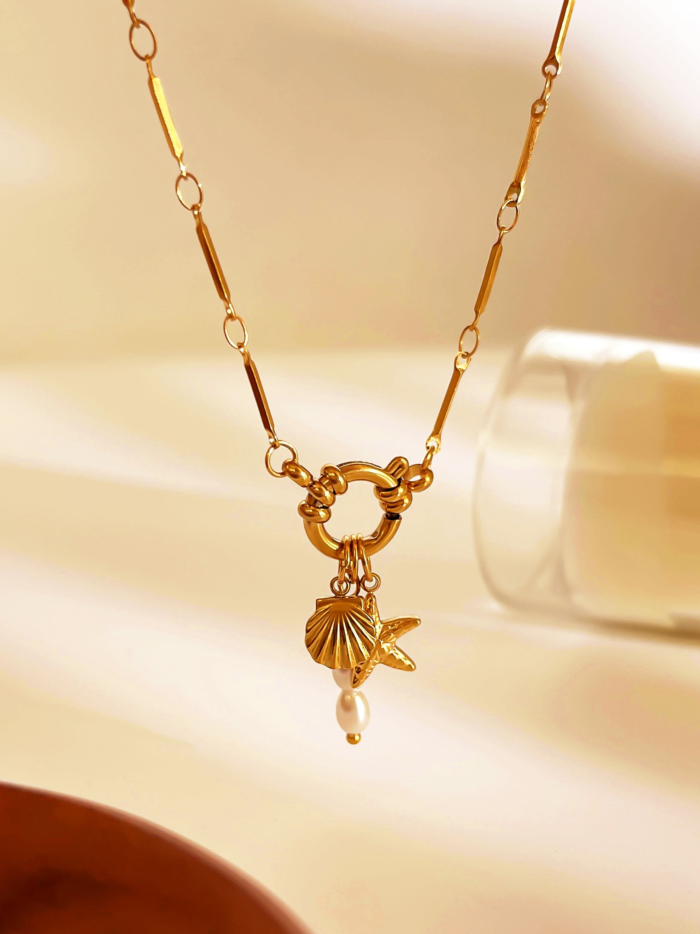 Sol Glow Charm Necklace