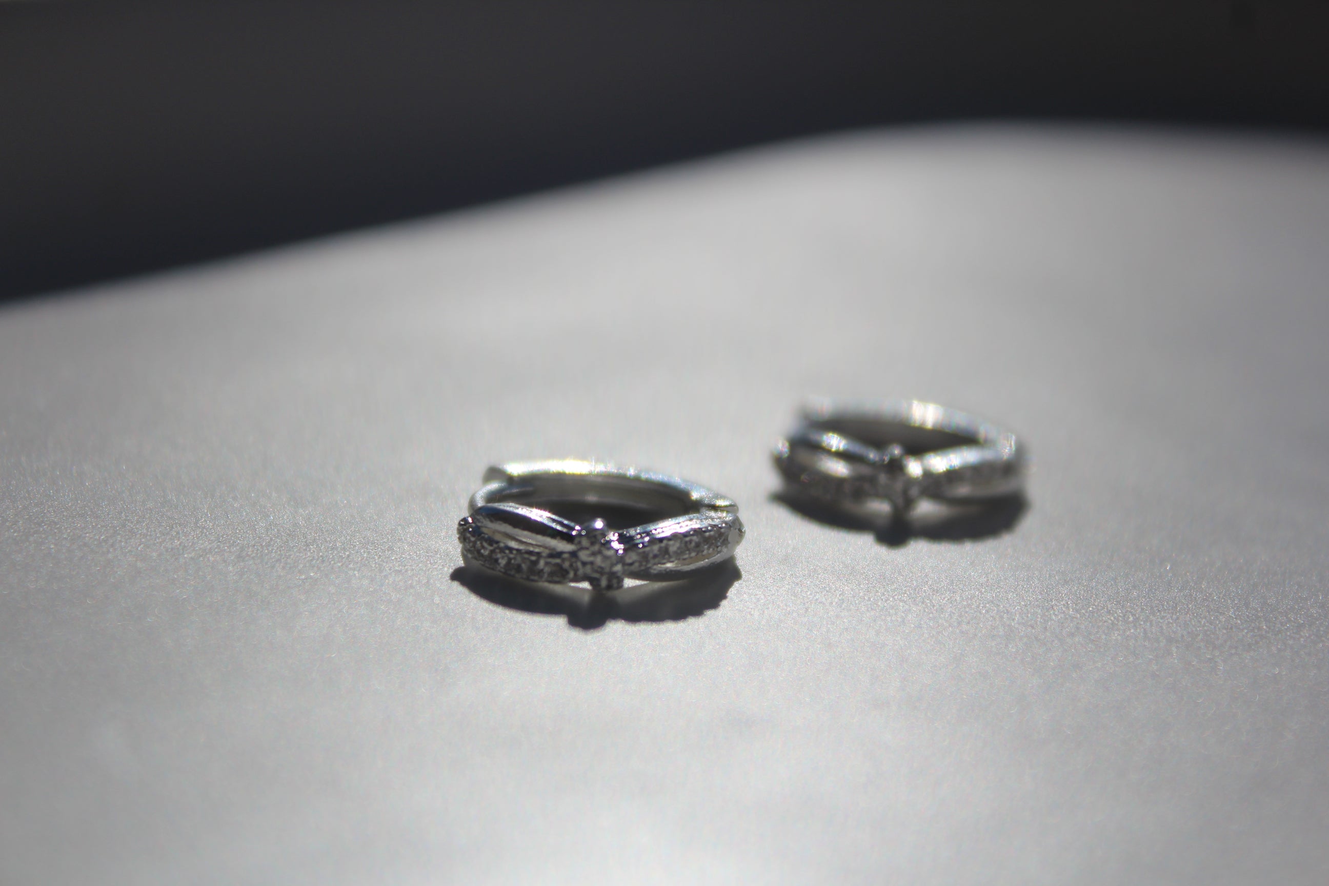 Ney Knot Twist Hoops