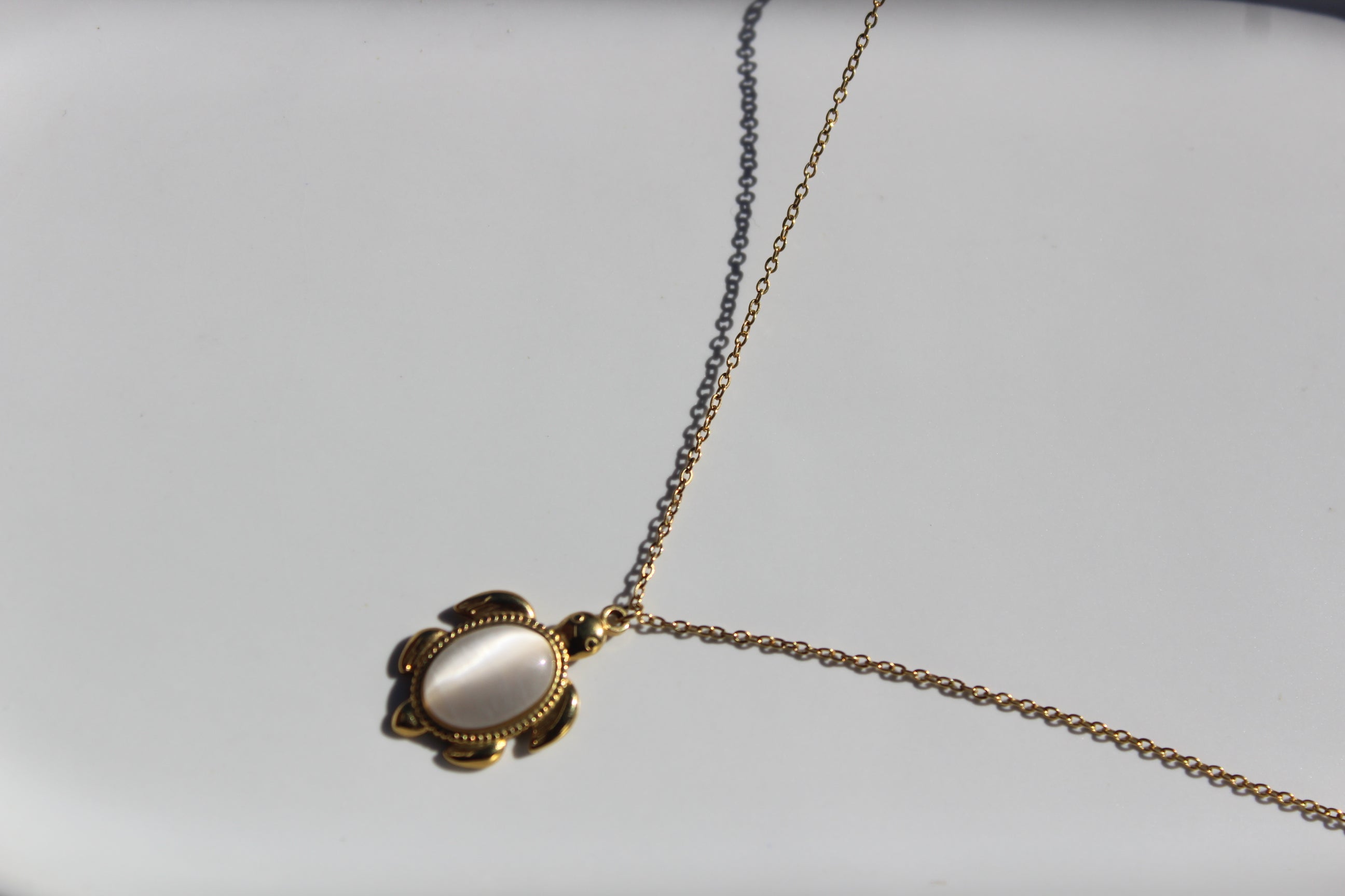 Lustre Honu Necklace