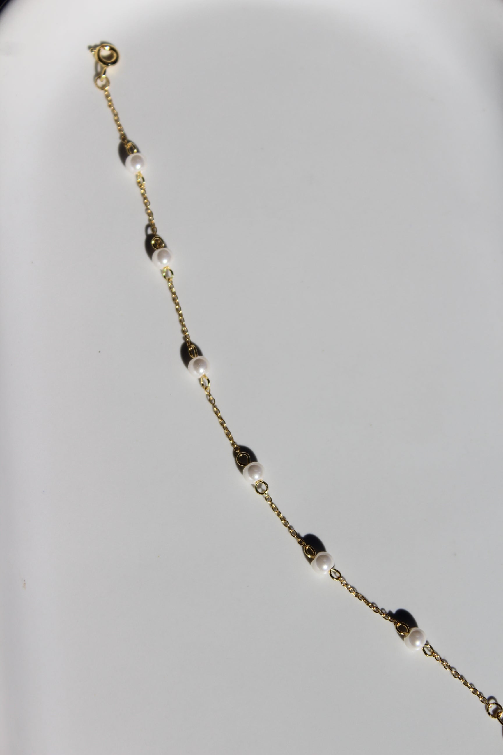 Ani Pearl Gold Chain Bracelet