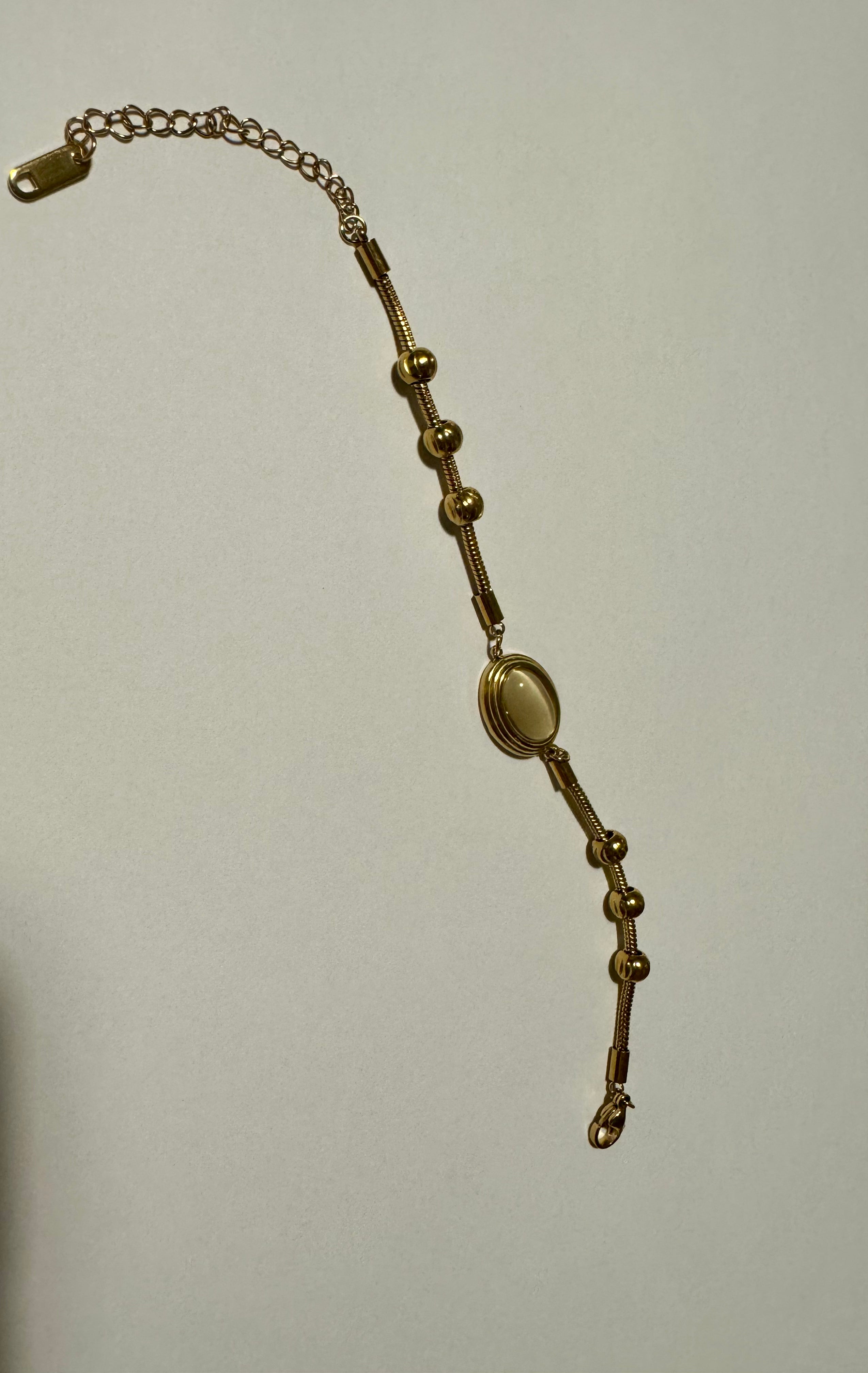 Eura Retro Bracelet