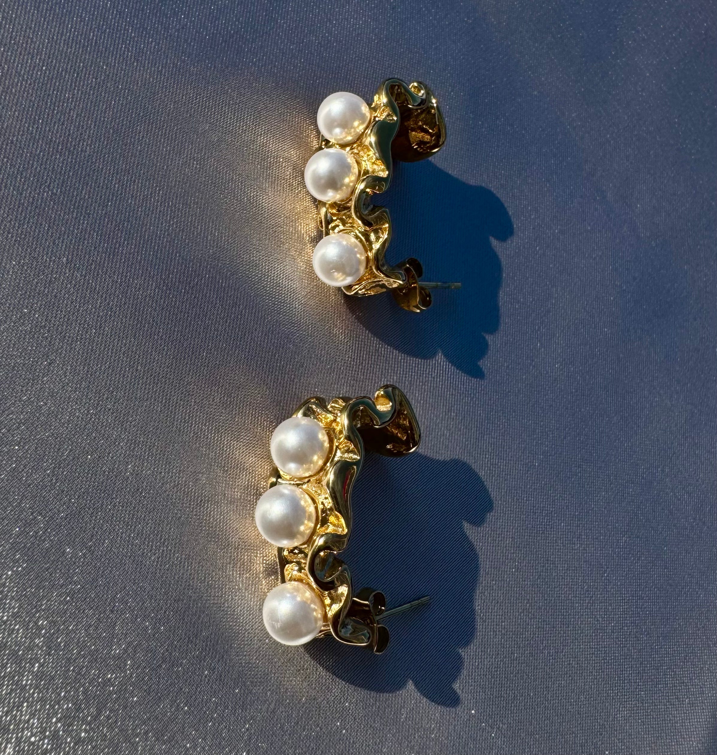 Lencia Pearl Terrain Earrings